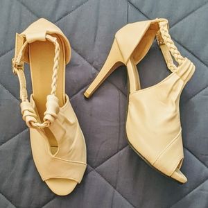 Cute cream heels